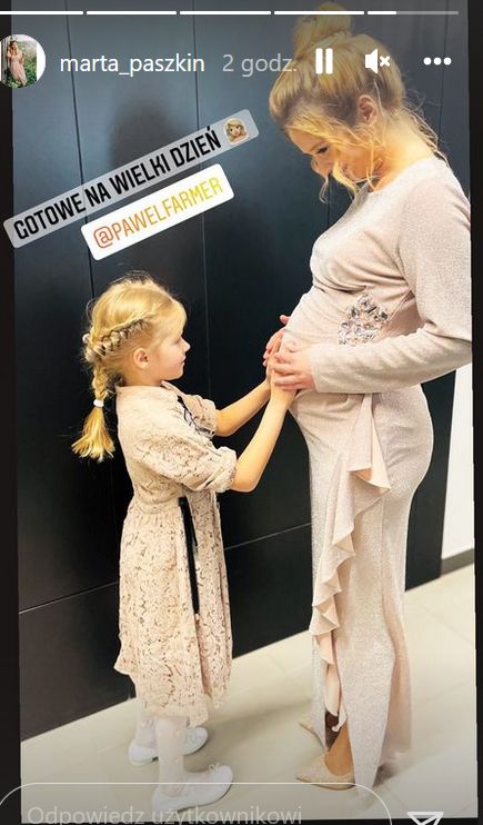 Marta Paszkin w ciążowej, ślubnej kreacji 