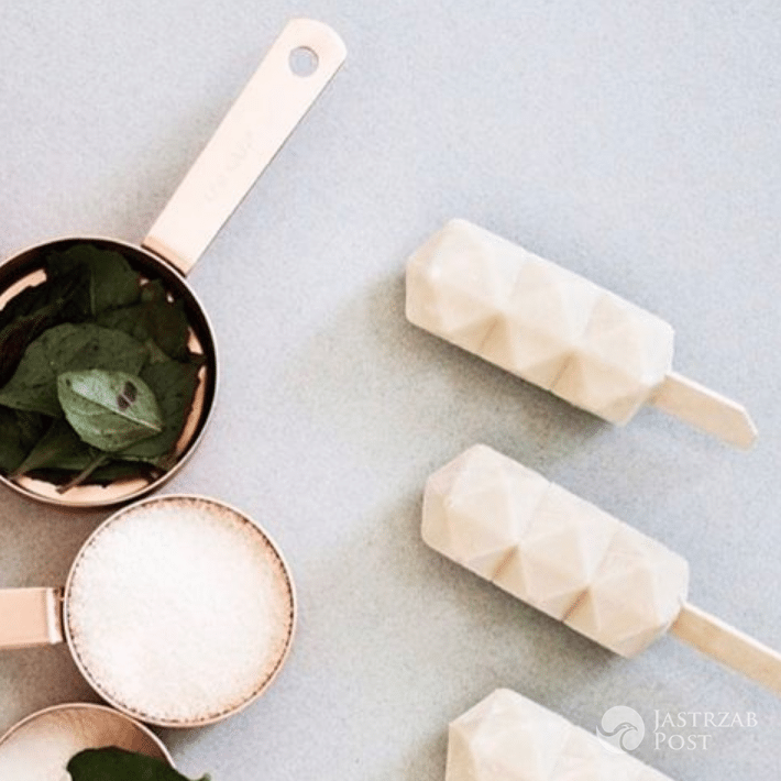 Katarzyna Zielińska je lody na drugie śniadanie - Instagram