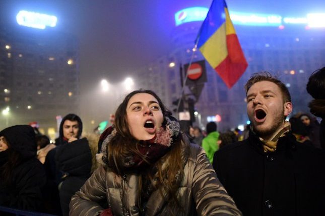 Rumunia: tysiące ludzi protestowało przeciwko centrolewicowemu rządowi