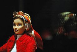 Dziecięcy świat lalek Barbie i klocków LEGO