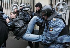 Milicja brutalnie rozpędziła pochód przeciwników Putina