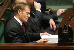 Tusk: jestem gotowy 10 godzin odpowiadać na pytania