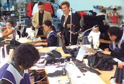 Szukali szwaczek w Polsce, w końcu przywieźli je z Chin