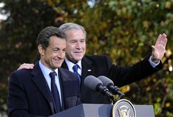 Bush i Sarkozy wzywają Musharrafa do przywrócenia demokracji
