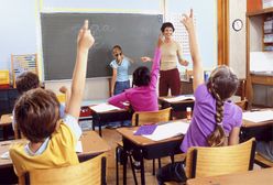 Przykleił się do łóżka, by nie iść do szkoły