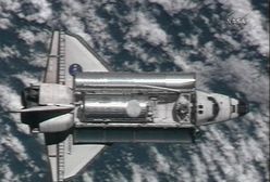 Discovery przywiózł części do naprawy toalety