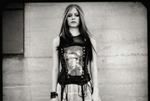 Avril Lavigne promuje film o niańkach-prostytutkach