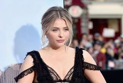 "Rockefeller Plaza 30": śliczna Chloe Moretz z synem Davida Beckhama na premierze