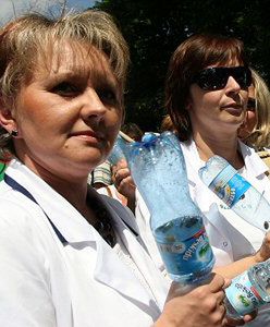 Przybędzie protestujących przed kancelarią premiera