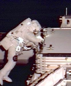 Astronauci z Atlantisa wyszli na kosmiczny spacer