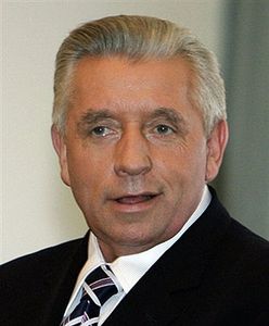 Lepper: więcej pieniędzy na biura, by być bliżej ludzi