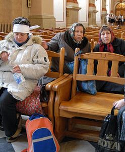 Parafianki wciąż głodują w kościele