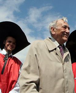 Tysiące młodych ludzi na paradzie Schumana