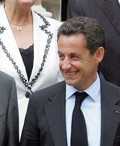 Francuzi zadowoleni z prezydenta i premiera