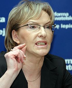 Kopacz: zapewnimy lekarzom przyzwoite wynagrodzenia