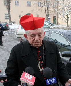 Kapłani wypełnią ankietę na temat ich przeszłości