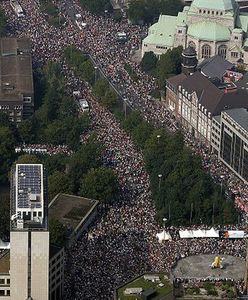 Nożem w brzuch podczas Parady Miłości 2007