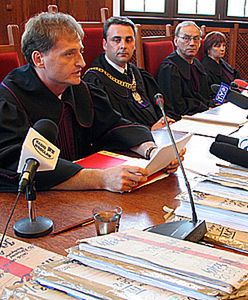 Milicjant skazany za zabójstwo trzech demonstrantów