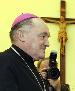 Abp Nycz: nie stawiajcie Polakom zarzutów za Holokaust