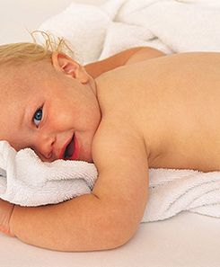 Kłopoty niemowlaków ze zdjęciami w paszporcie