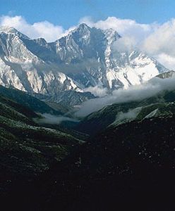 Alpinista zatrzymany z transparentem "Wolny Tybet"