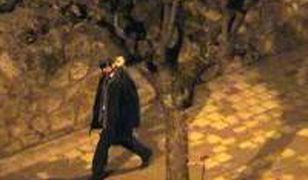 Pijany i uzbrojony spacerował w mundurze policji