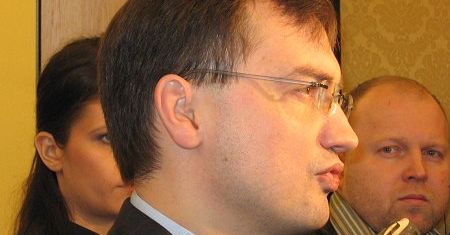 Ziobro zwyciężył w starciu z Dornem
