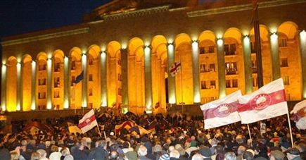 Zwolennicy opozycji chcą ustąpienia prezydenta Gruzji