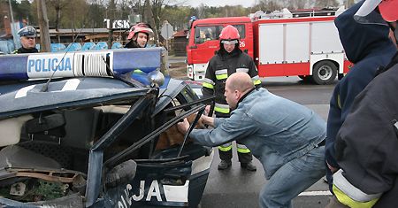 Zmarł policjant ranny w wypadku w Wielkopolsce