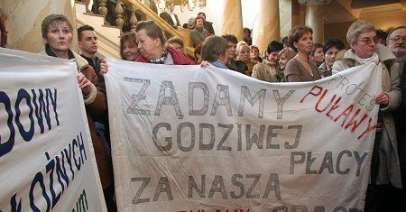 Pielęgniarki: oczekujemy, że rząd dołoży pieniędzy
