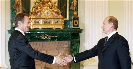"Tusk eliminuje przeszkody po rusofobie Kaczyńskim"