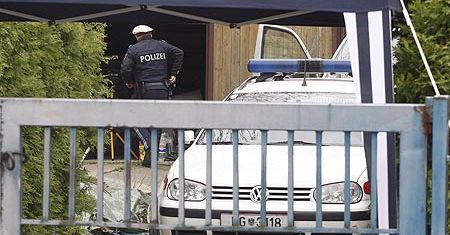 Policja bada czy Fritzl mógłby zagazować więźniów
