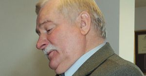 "Wałęsa przysięgał SB na krzyżyk, że będzie lojalny"