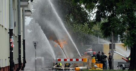 Wypalił się gaz w uszkodzonym gazociągu w Warszawie