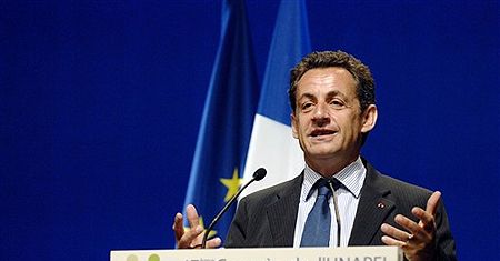 Prezydent Sarkozy zaprosi Benedykta XVI do Paryża