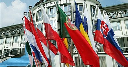 Unia Europejska grozi europodatkami