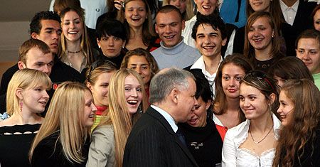 Premier: studenci z zagranicy najlepszymi ambasadorami Polski