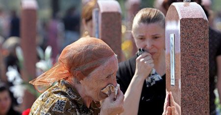 Osetia Płn. opłakuje poległych w ataku na szkołę w Biesłanie