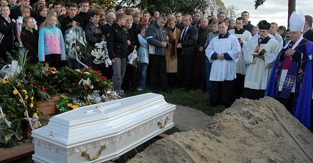 Tysiąc osób żegnało gimnazjalistkę z Gdańska