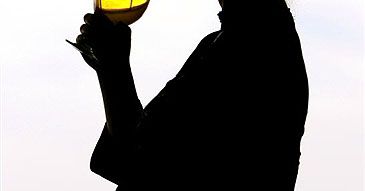 Komisja Europejska chce walczyć z nadużywaniem alkoholu