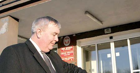Stracą stołki za spóźnione oświadczenia majątkowe?