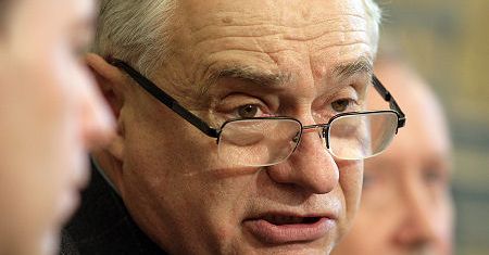 Zemke: Macierewicz ujawnił nazwiska czynnych agentów