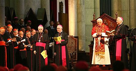 Papież w Brazylii wystąpił w obronie życia, rodziny i celibatu