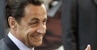 Sondaż: Sarkozy przed Royal