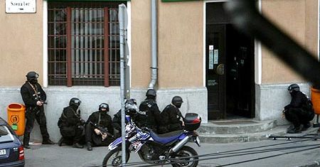 Policja zastrzeliła mężczyznę, który wziął zakładników w banku w Budapeszcie