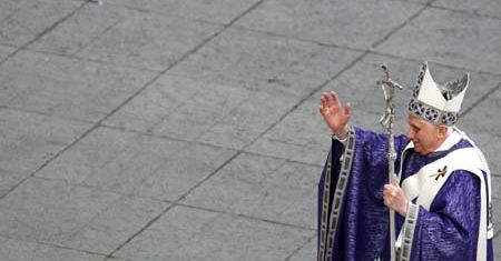 Prezydent spotkał się z papieżem Benedyktem XVI