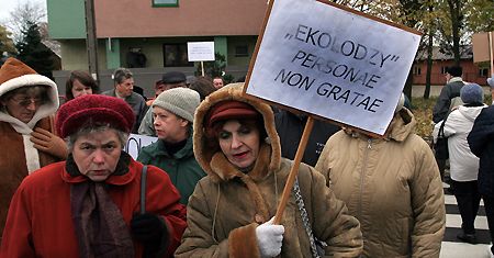 Mieszkańcy Augustowa protestowali ws. budowy obwodnicy