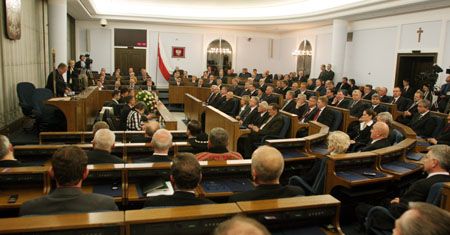 Po wyborze wicemarszałków Senatu w PiS wrze