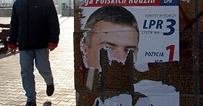 Ślady kampanii wyborczej powinny już zniknąć z ulic