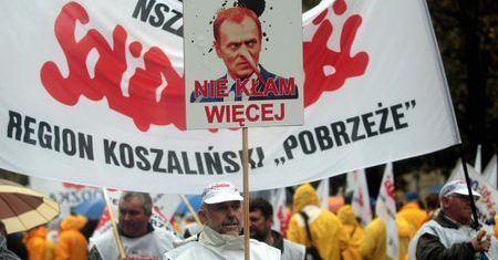 Śniadek: polityka oszczędności zadłużyła Polskę